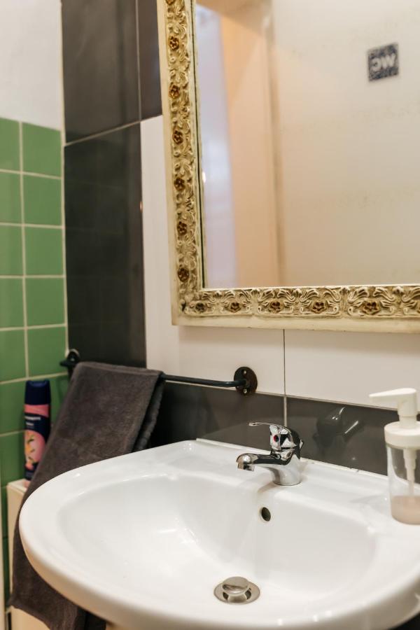 Daniela's Central 204 Guest house